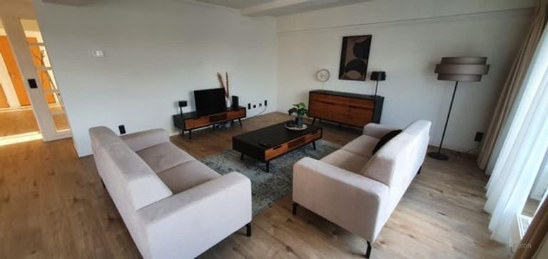 Gemeubileerd 108m² appartement met balkon in Willemspark - Afbeelding 3