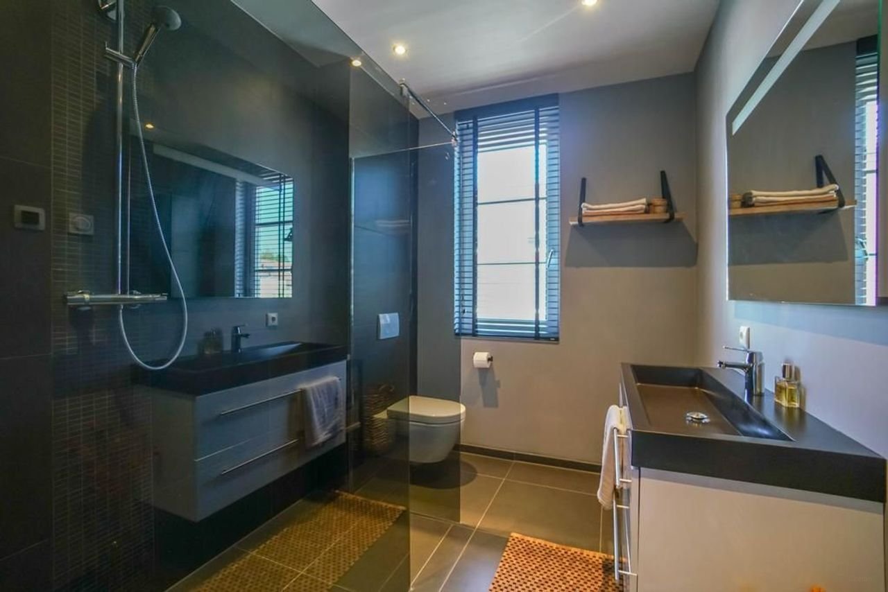 Bright townhouse (142m²) in Leidschendam - Image 9