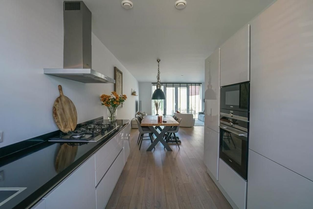 Bright townhouse (142m²) in Leidschendam - Image 6