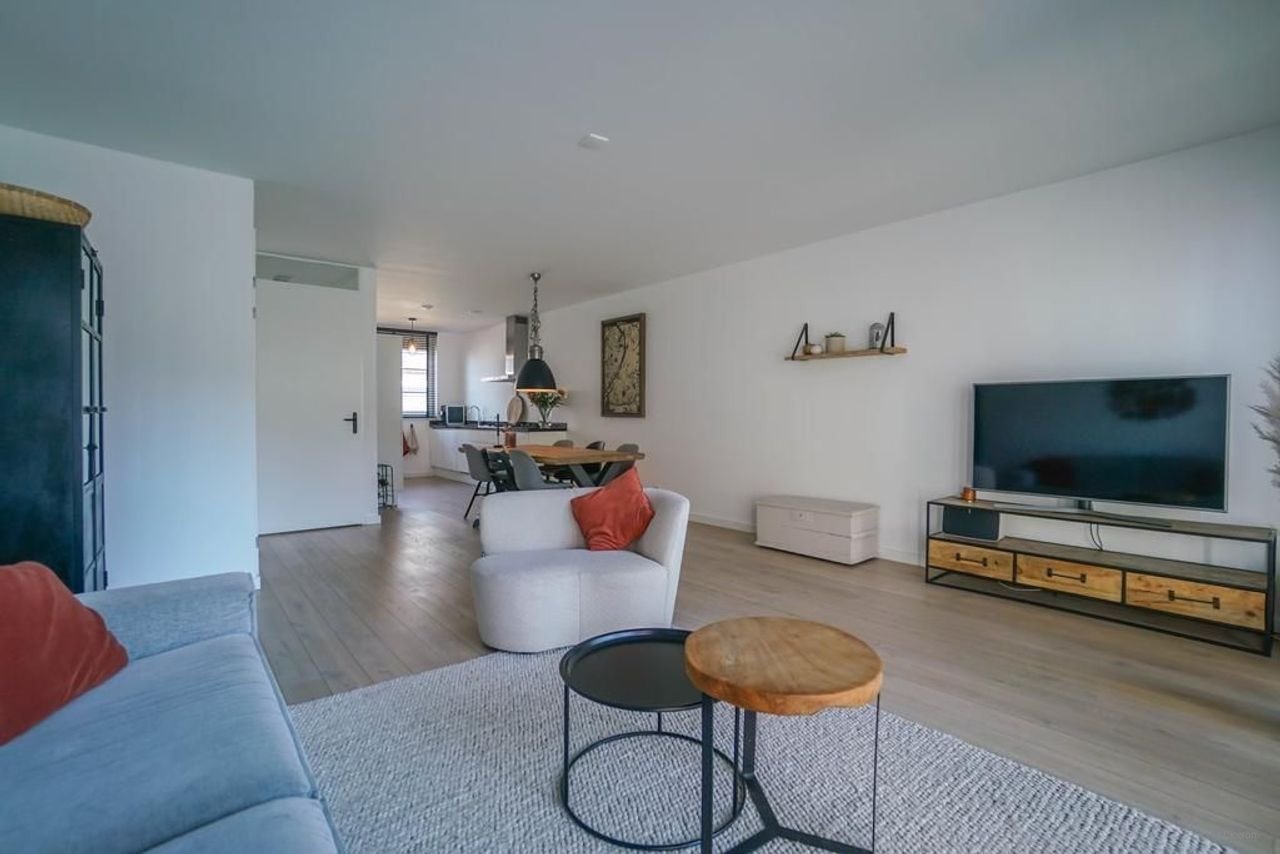 Bright townhouse (142m²) in Leidschendam - Image 2