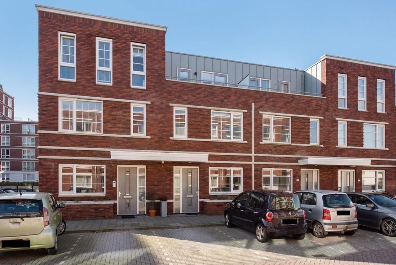 Bright townhouse (142m²) in Leidschendam - Image 17