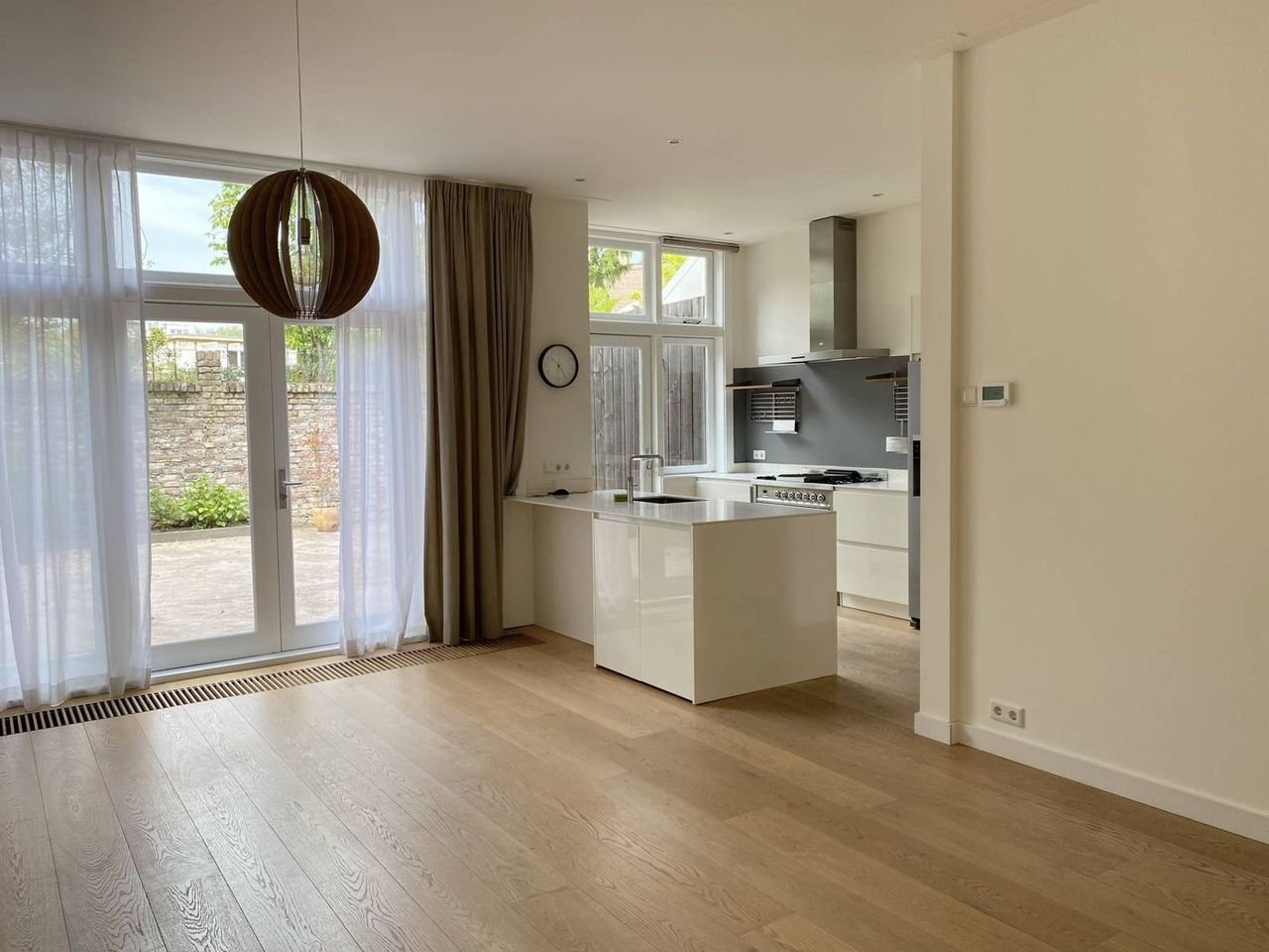 Herenhuis van 230m² aan het Wilhelminapark - Afbeelding 9