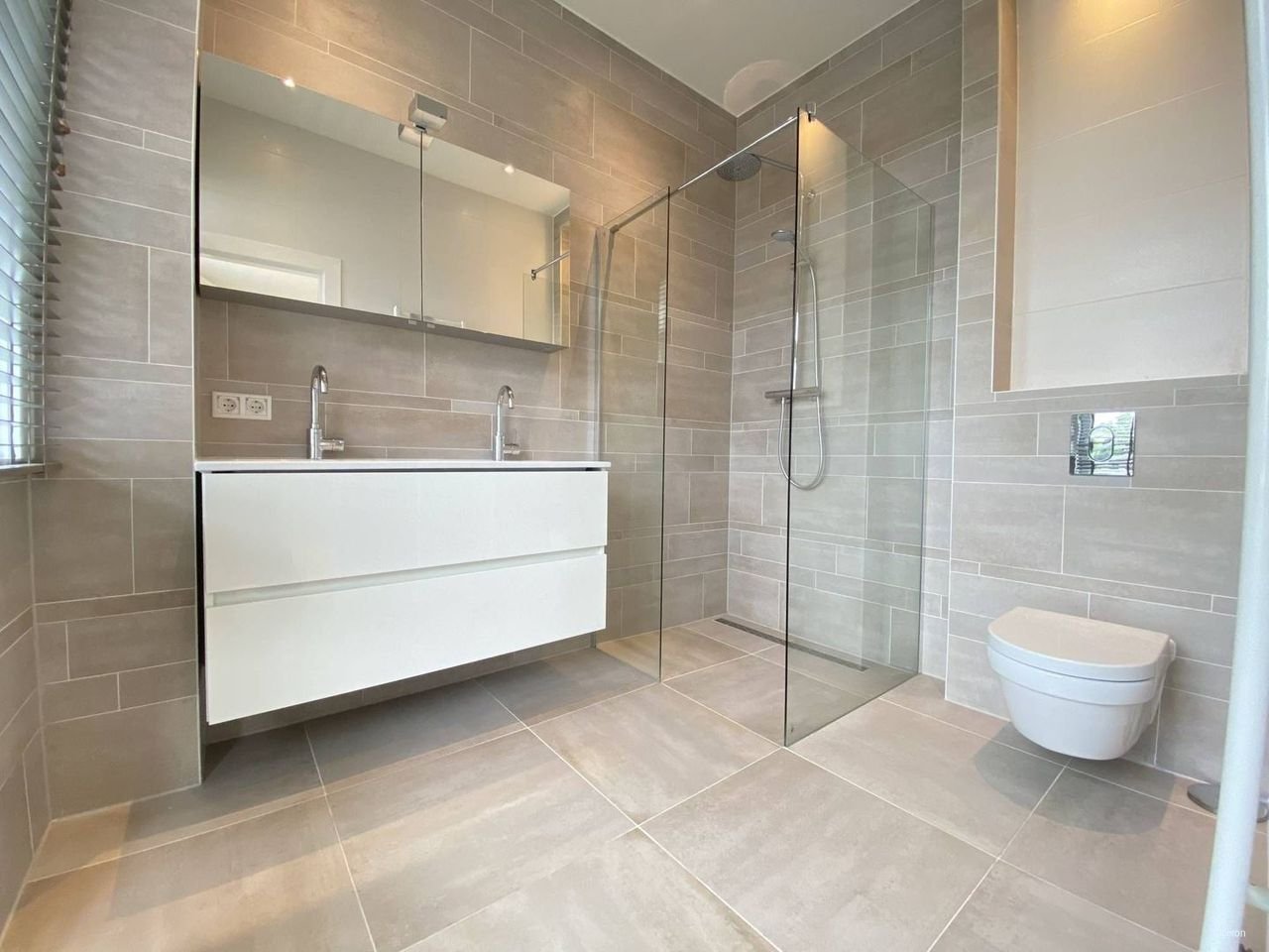 Herenhuis van 230m² aan het Wilhelminapark - Afbeelding 25