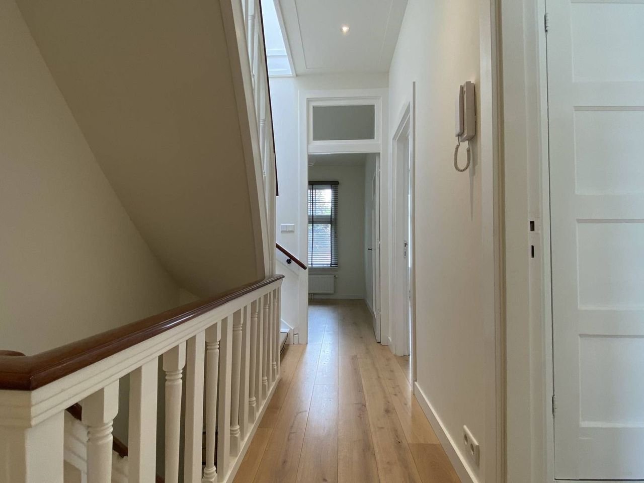 Herenhuis van 230m² aan het Wilhelminapark - Afbeelding 17