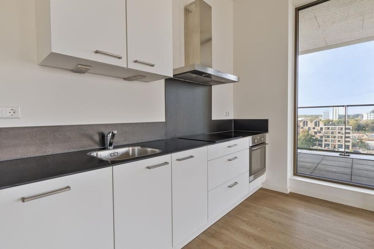 Energy-efficient 135 m² apartment with balcony in Diemen - Image 10