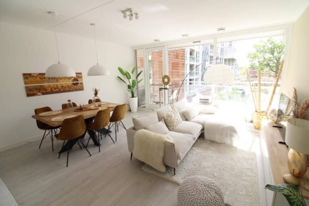 Apartment (80m²) with balcony in Philipsdorp - Image 2