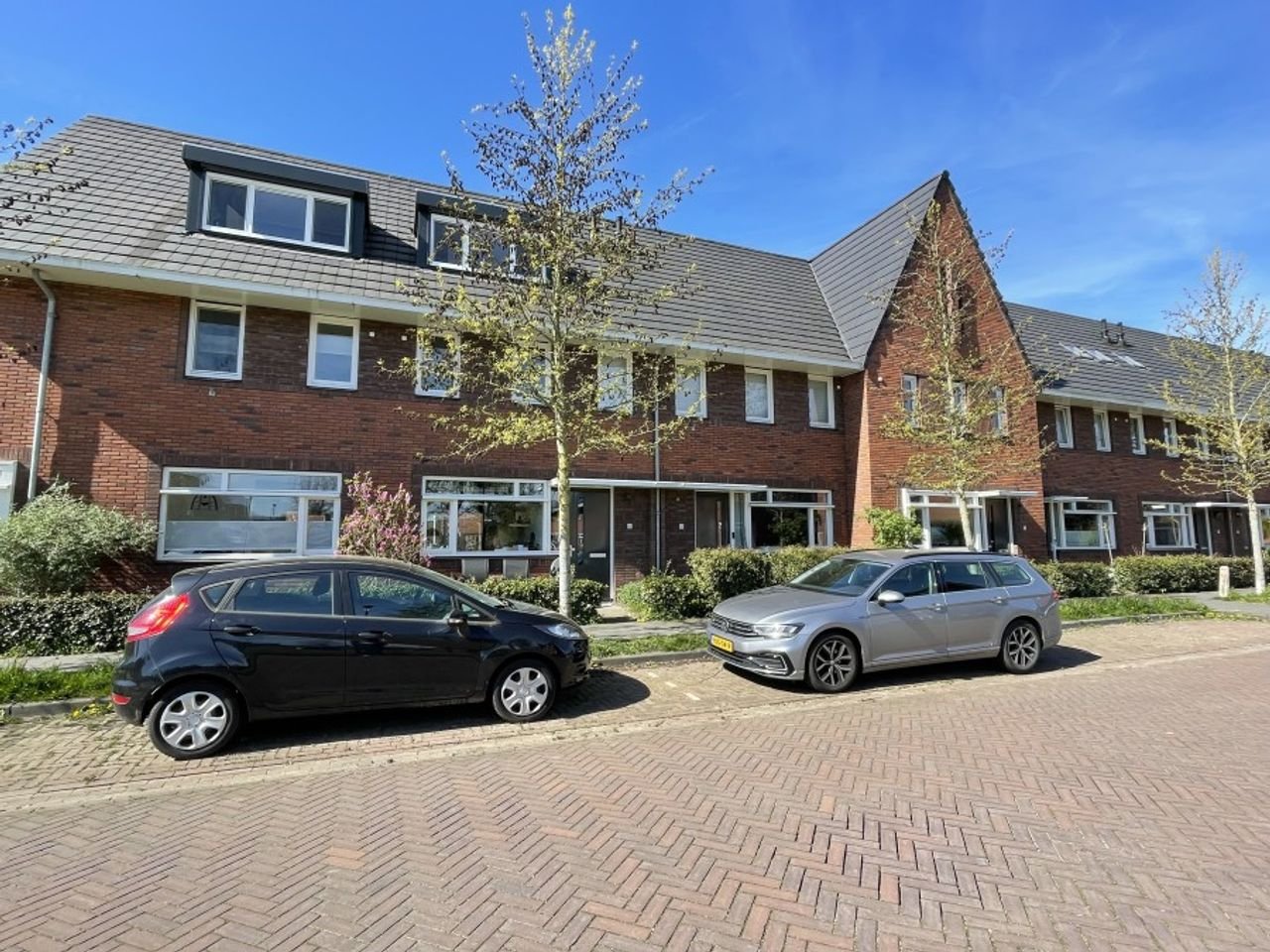 Energy-efficient terraced house in Tuinwijk - Image 1