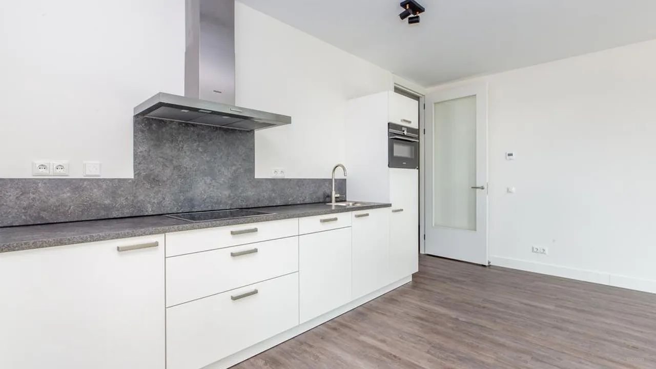 2-kamer appartement in de Zalmhaven met Maas-uitzicht - Afbeelding 11