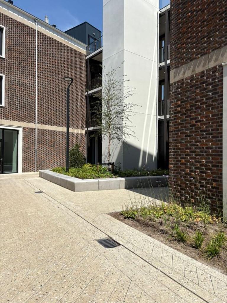 Furnished Duplex Apartment with A+ Rating - Image 2