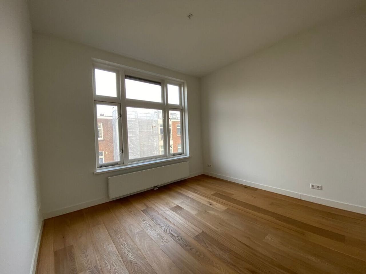 2-bedroom apartment with roof terrace - Image 6
