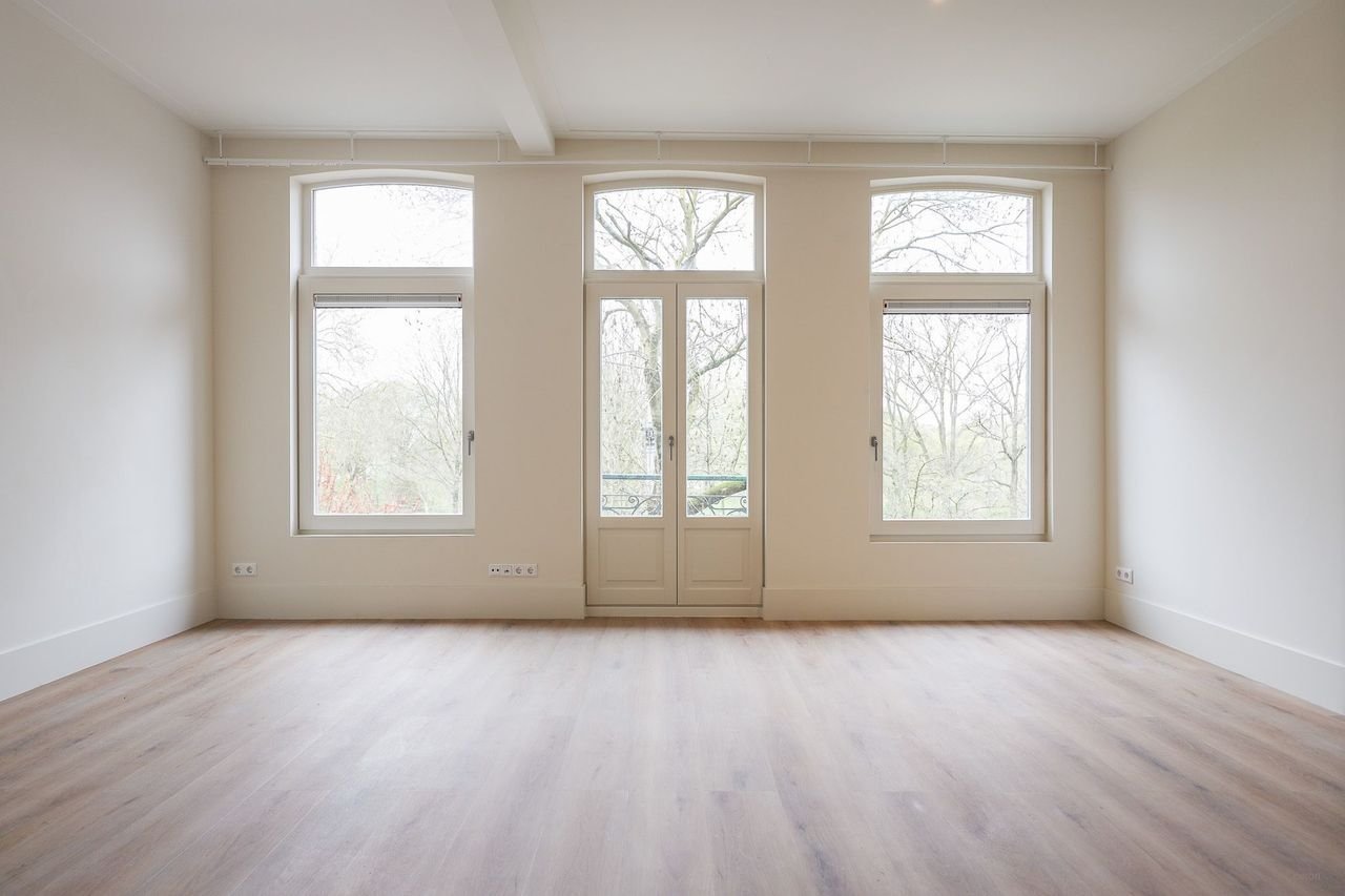 Opposite Oosterpark: 2-bedroom apartment - Image 5