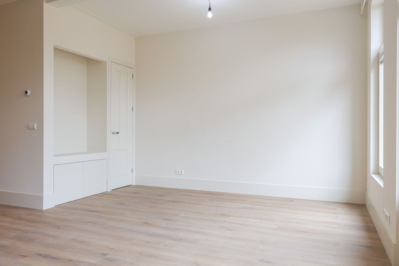 Opposite Oosterpark: 2-bedroom apartment - Image 4