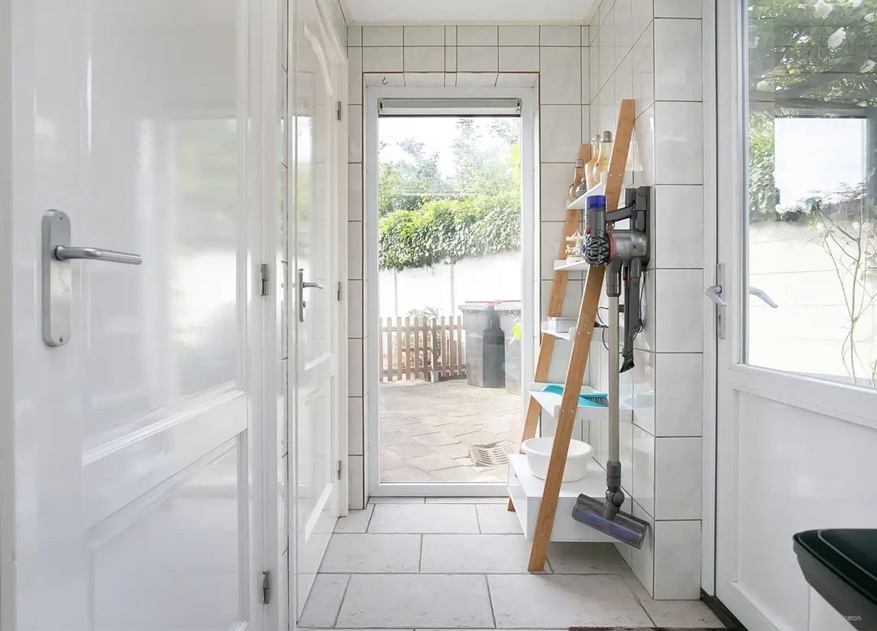 1930s House with Garage in Tilburg - Image 16