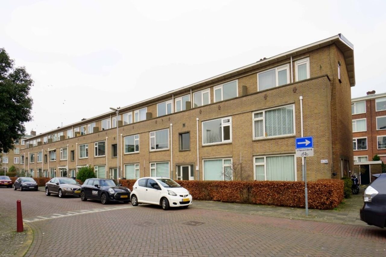 Rustig dubbel bovenhuis bij Julianabaan - Afbeelding 1