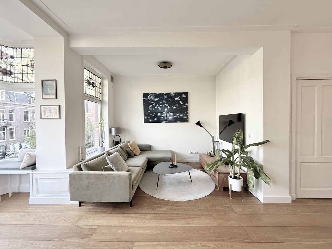 Furnished 3-room apartment with balcony - Image 3