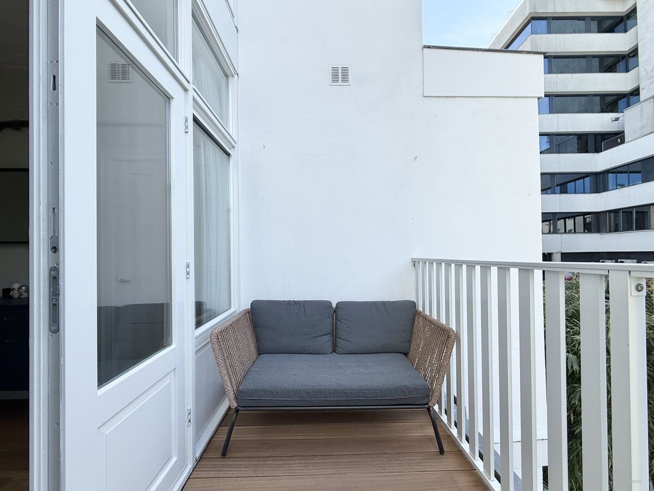 Furnished 3-room apartment with balcony - Image 10