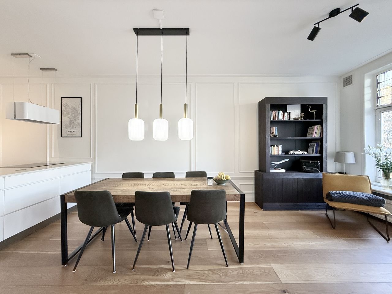 Furnished 3-room apartment with balcony - Image 2