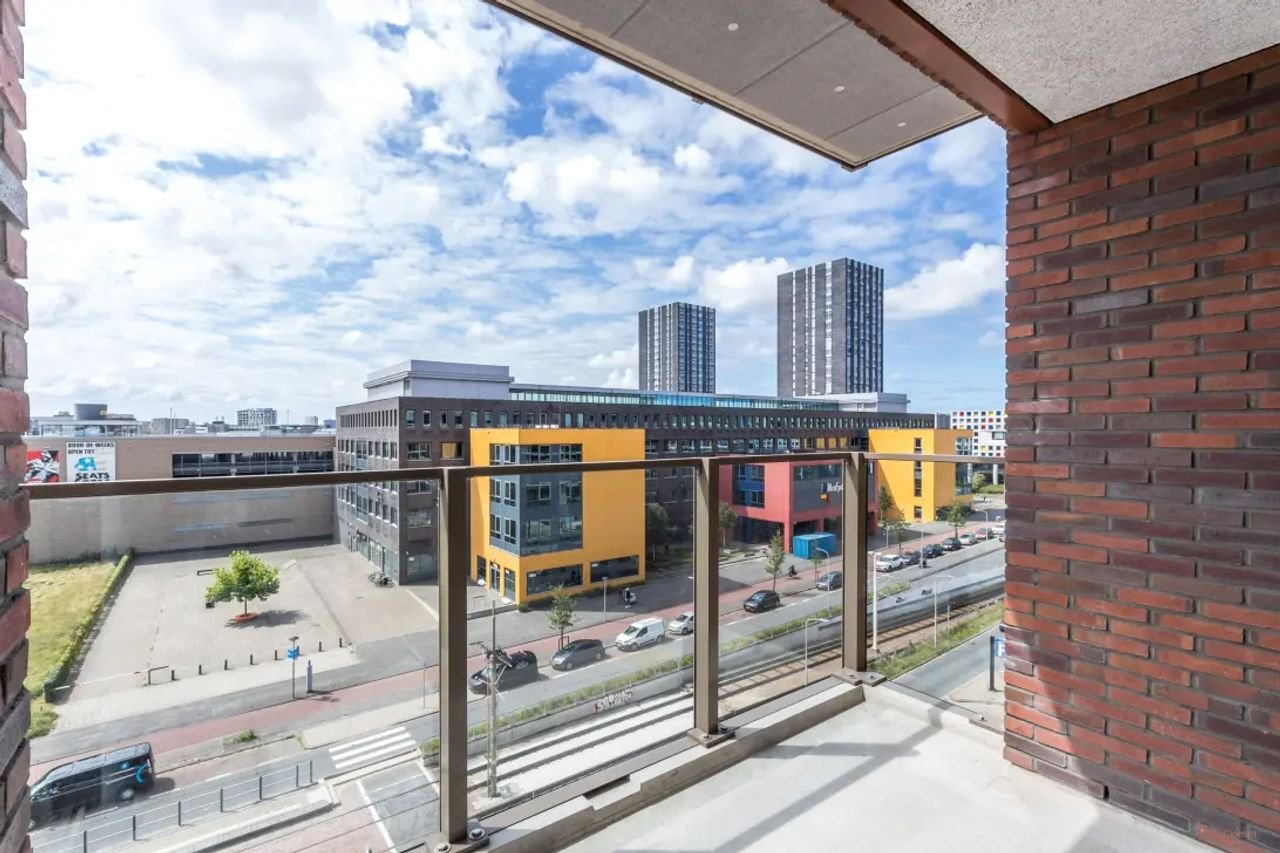 80 m² appartement met balkon op 9e etage - Afbeelding 5
