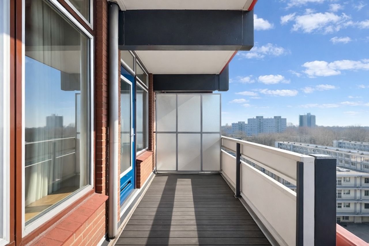 Furnished 2-bedroom apartment in Amsterdam Noord - Image 5