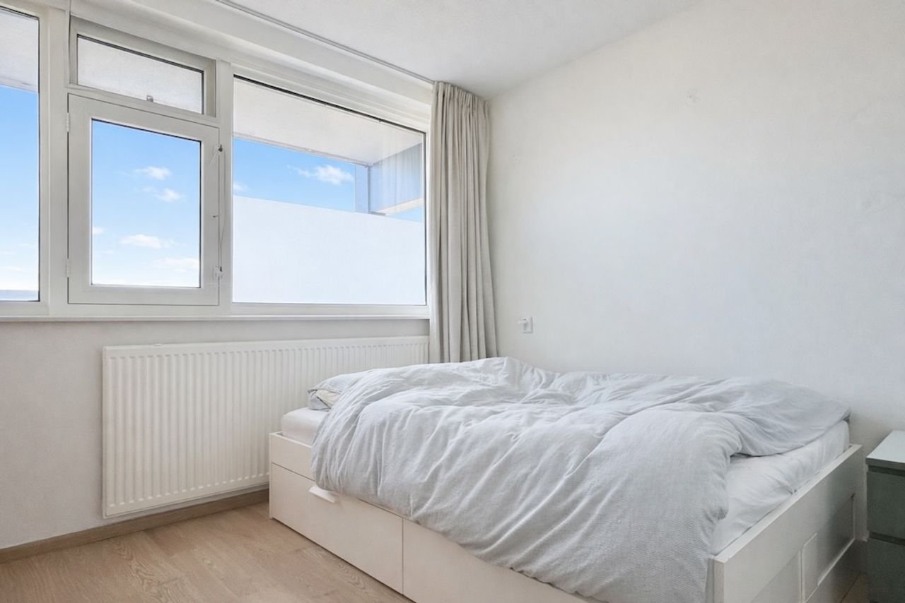 Furnished 2-bedroom apartment in Amsterdam Noord - Image 13