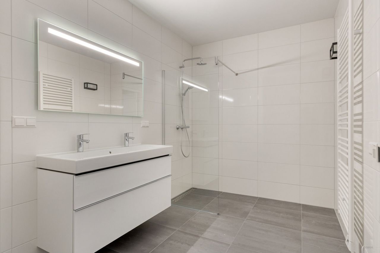 153 m² loft aan het IJ - Afbeelding 9