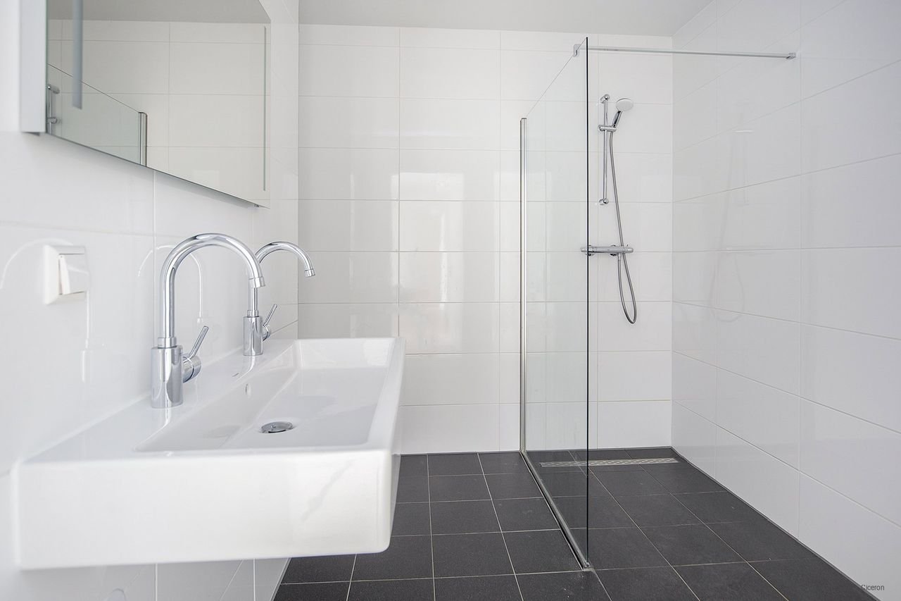 3-room apartment on the Amstel - Image 7