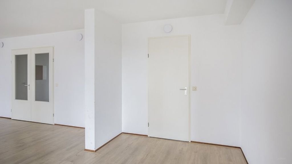 3-room apartment on the Amstel - Image 3