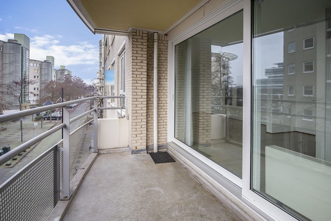 3-room apartment on the Amstel - Image 15