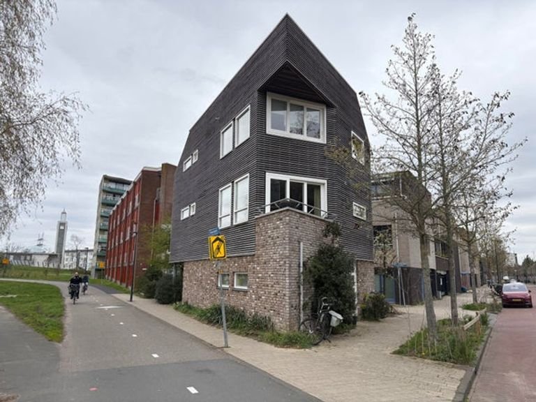 Gemeubileerd huis met vrij uitzicht - Afbeelding 4