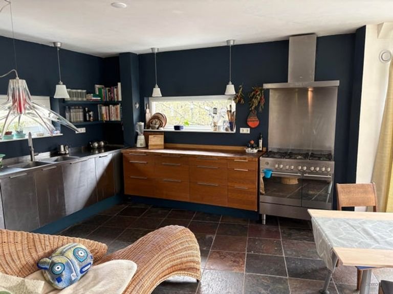 Gemeubileerd huis met vrij uitzicht - Afbeelding 8