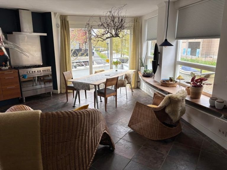 Gemeubileerd huis met vrij uitzicht - Afbeelding 6