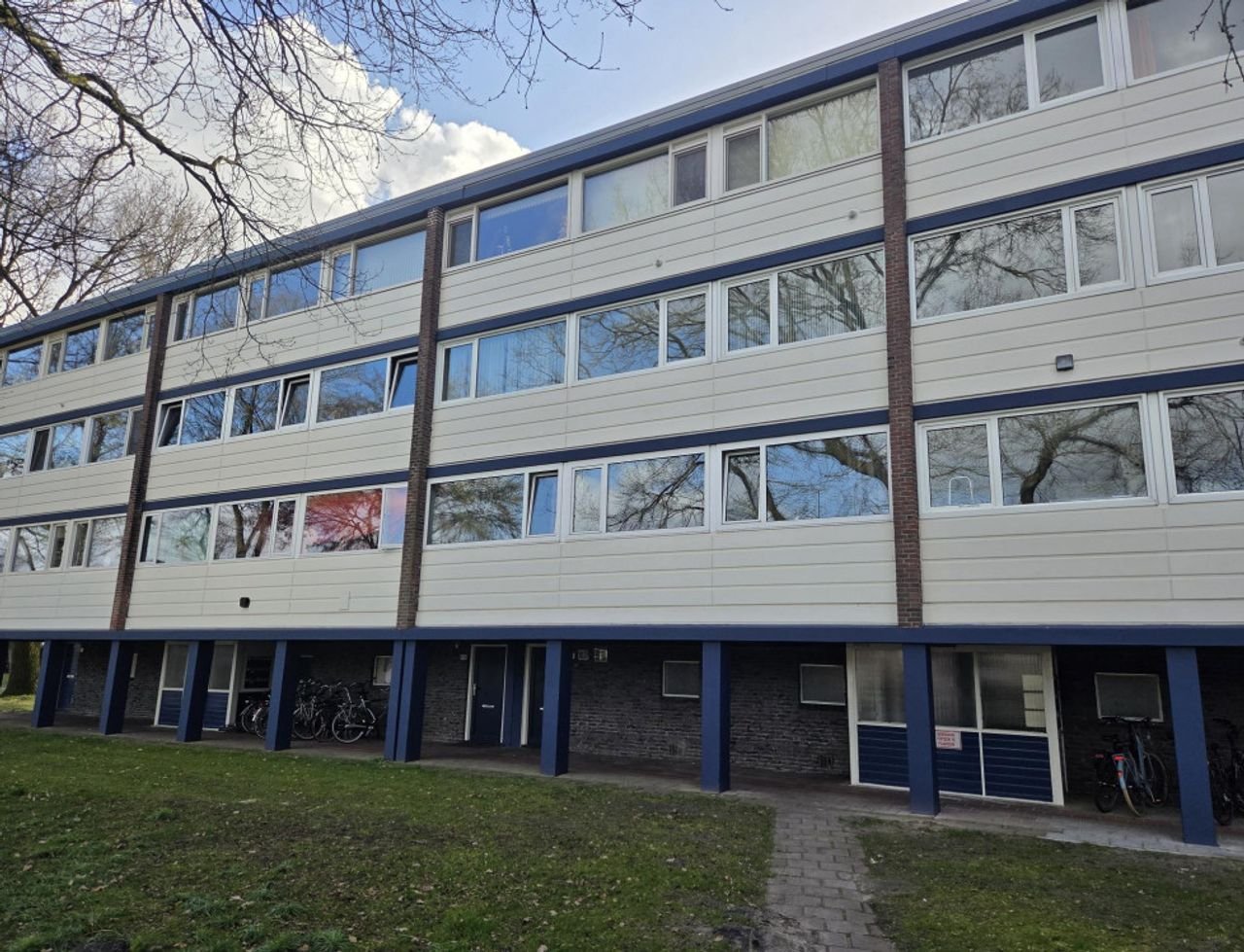 4-kamer appartement met vrij uitzicht - Afbeelding 1