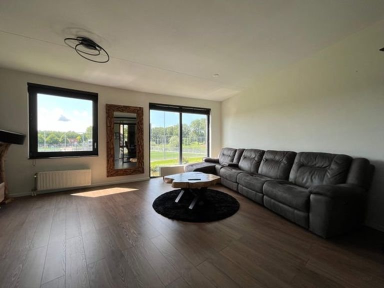 Waterfront House in Hoogvliet - Image 7