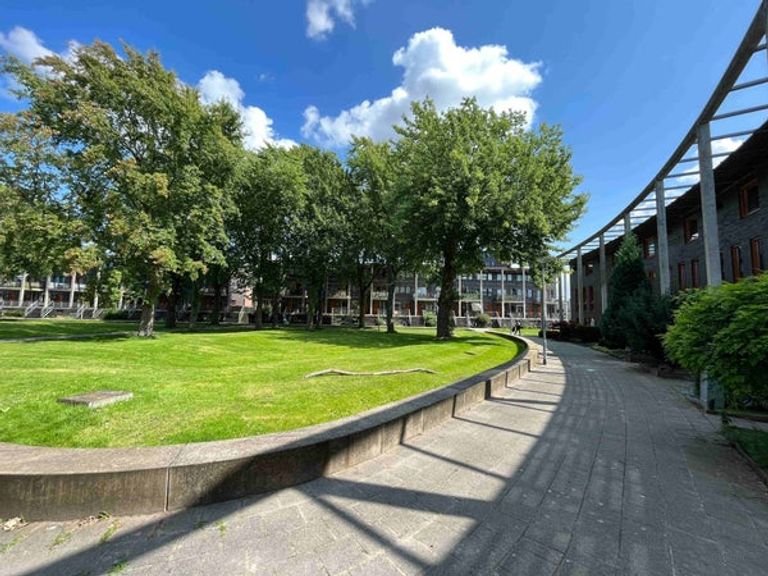 Waterfront House in Hoogvliet - Image 22