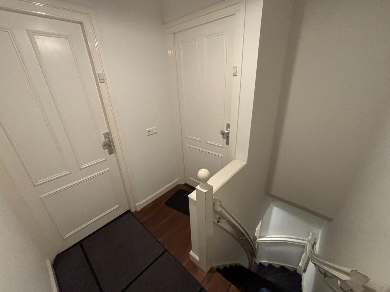 Licht appartement met groot balkon in Utrecht - Afbeelding 4