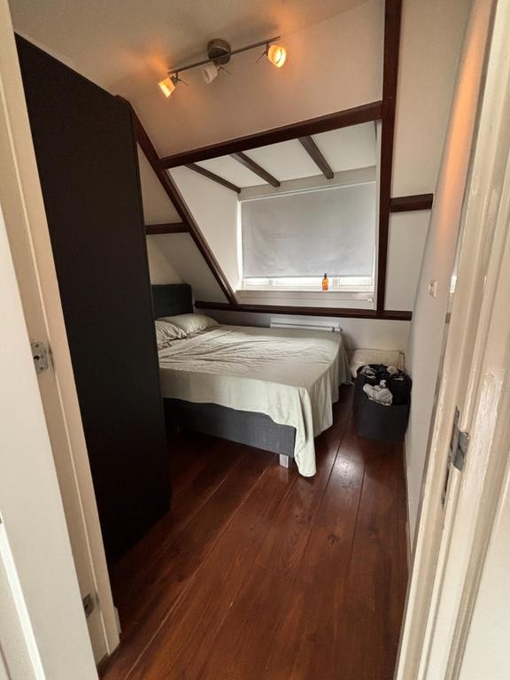 Licht appartement met groot balkon in Utrecht - Afbeelding 13