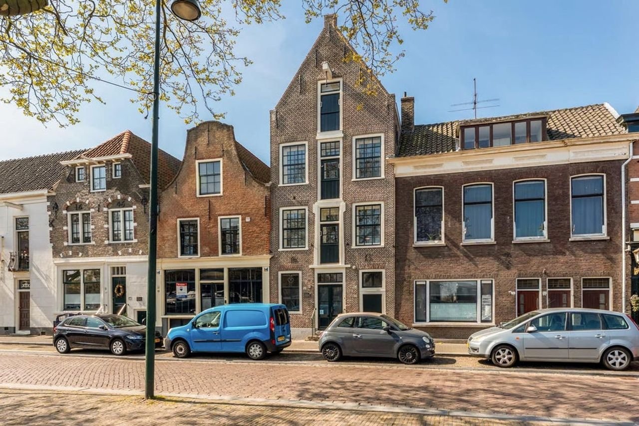 Gemeubileerd 2-kamerappartement aan de haven - Afbeelding 1