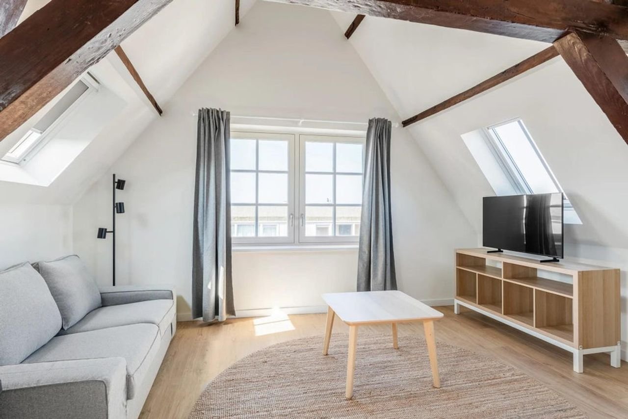 Gemeubileerd 2-kamerappartement aan de haven - Afbeelding 2