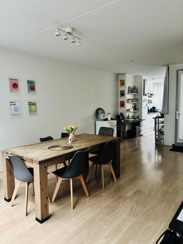 190 m² woonhuis met tuin en parking - Afbeelding 3