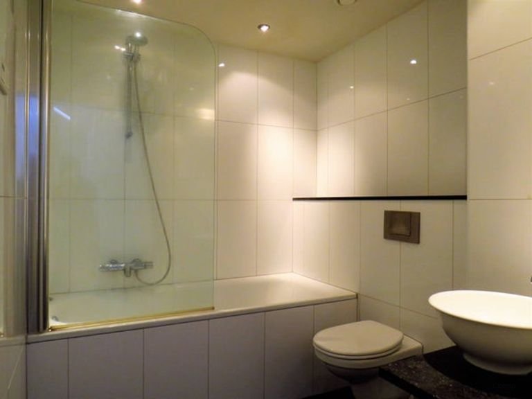 1-bedroom apartment in Stokstraatkwartier - Image 7