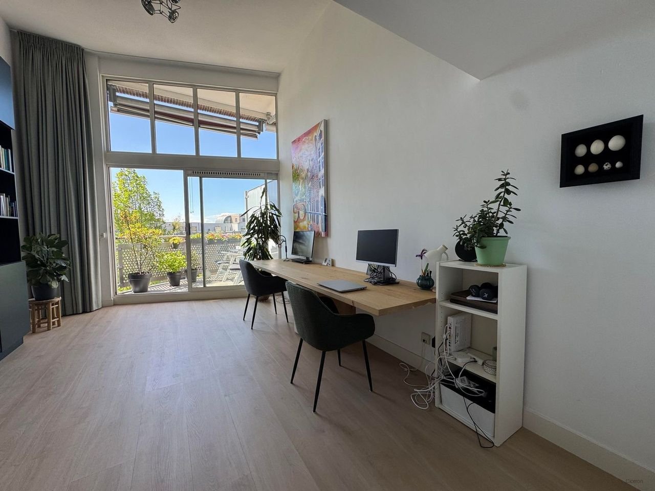 Furnished 2-bedroom apartment with 2 balconies - Image 21