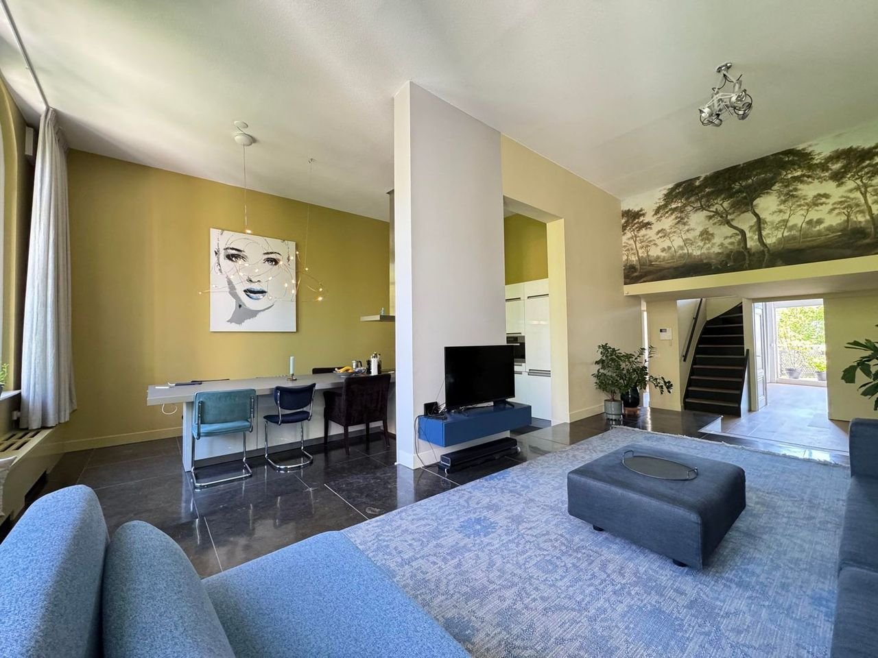 Furnished 2-bedroom apartment with 2 balconies - Image 15