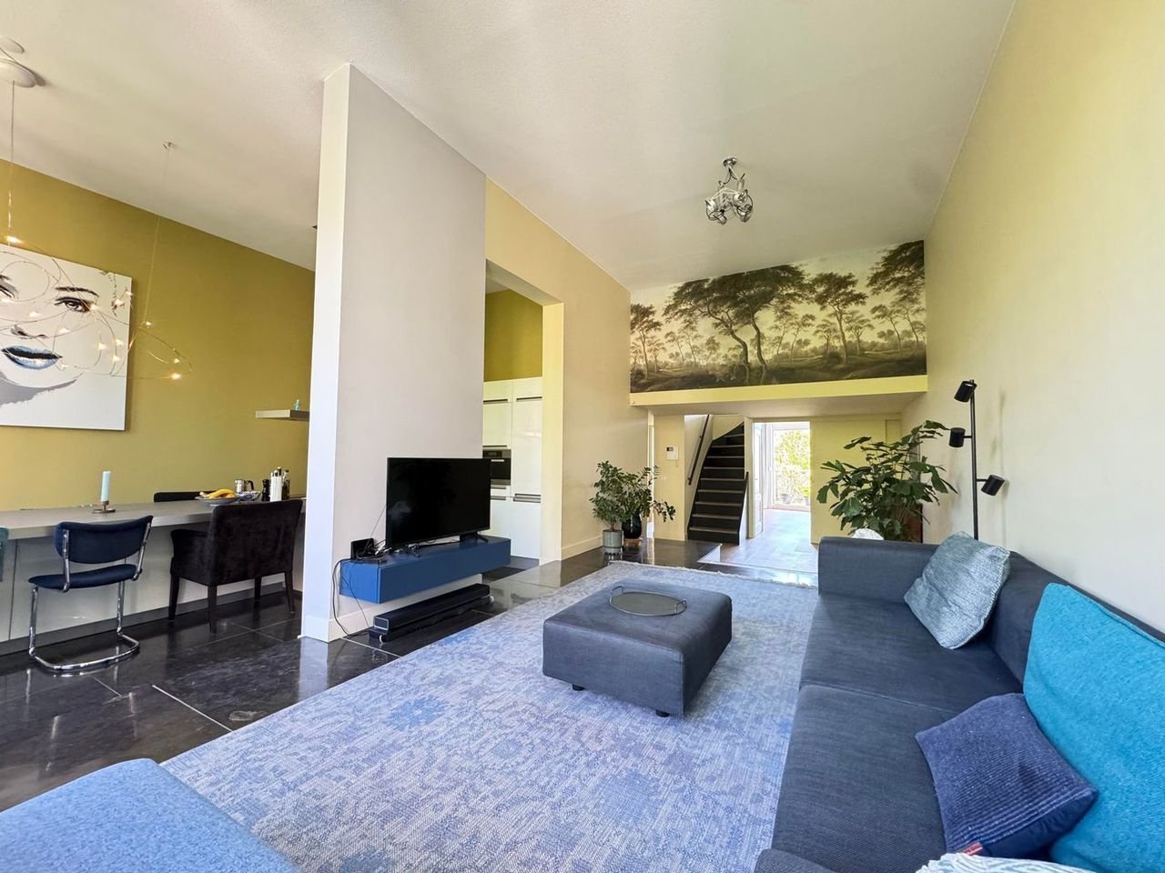 Furnished 2-bedroom apartment with 2 balconies - Image 16