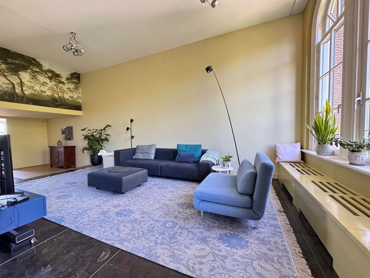 Furnished 2-bedroom apartment with 2 balconies - Image 14