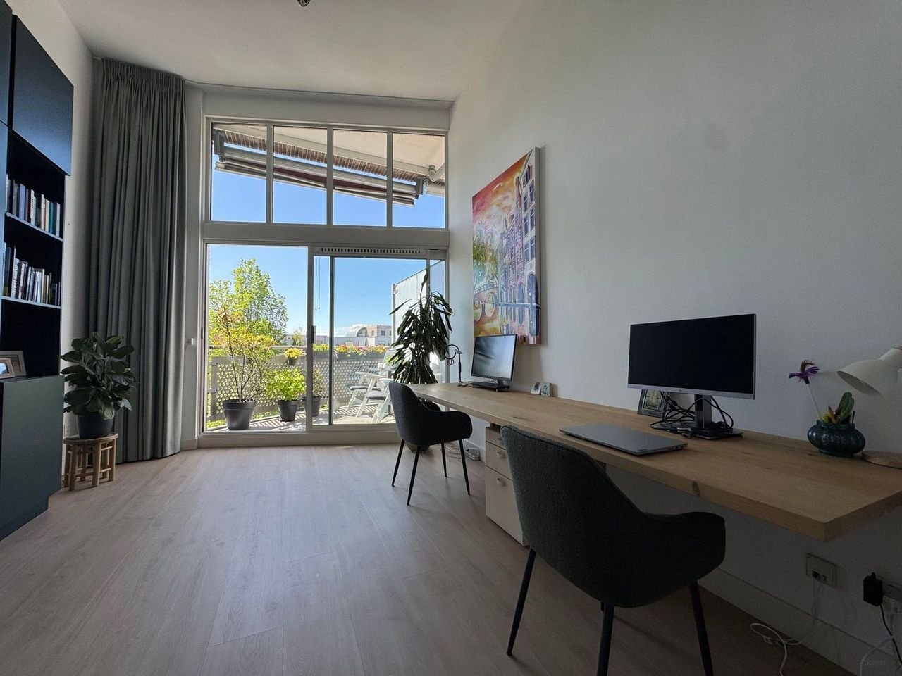 Furnished 2-bedroom apartment with 2 balconies - Image 22