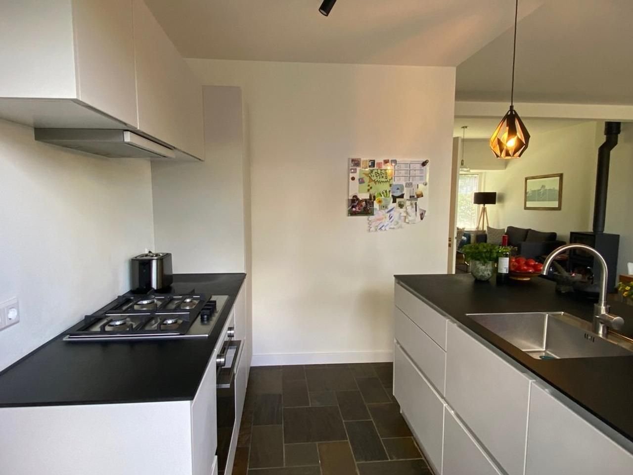 Jaren '30 gezinswoning met 5 slaapkamers in Hilversum Zuid - Afbeelding 3