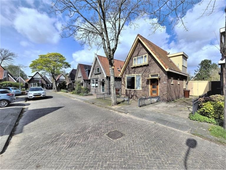 Vrijstaand wonen met tuin in Kadoelen - Afbeelding 1