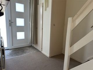 Living with a bedroom and bathroom downstairs - Image 2