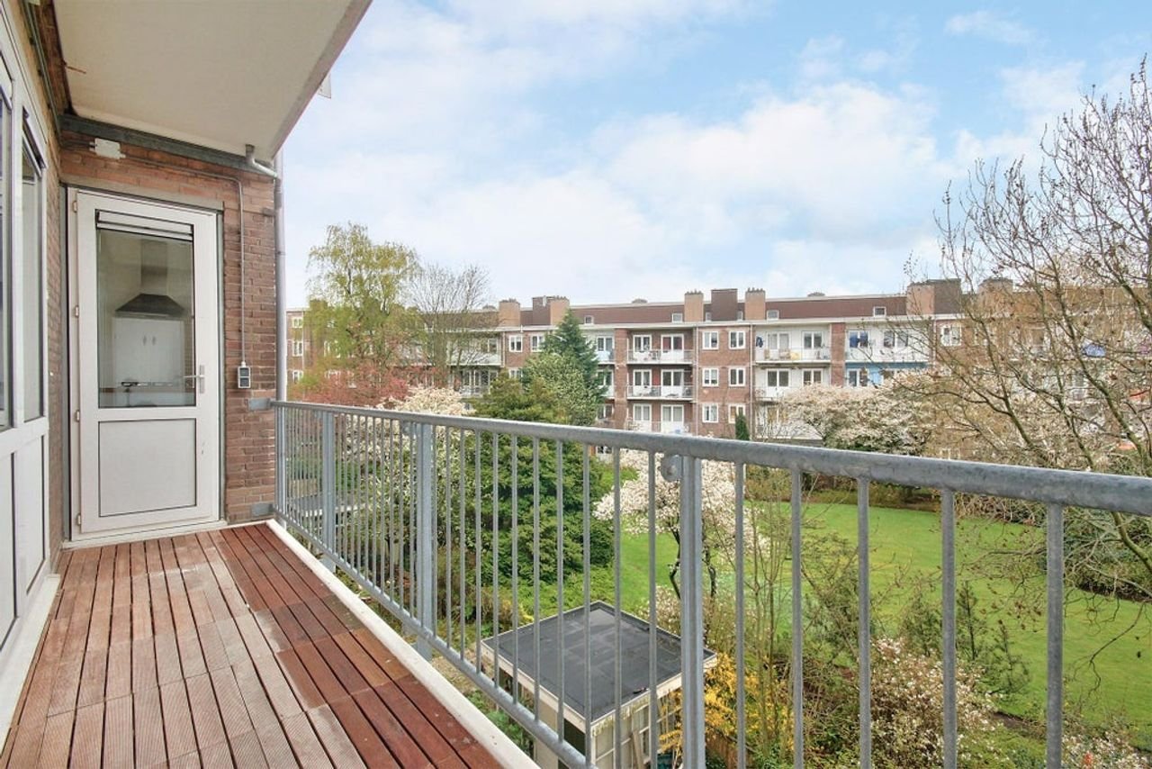 88 m2 with 2 Terraces in De Baarsjes - Image 11
