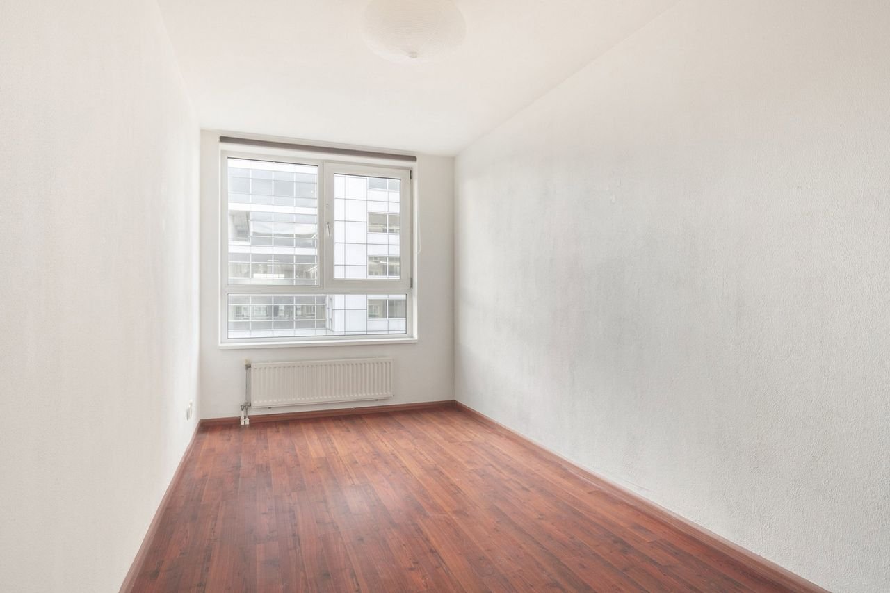 94 m2 with balcony on the Amstel - Image 5